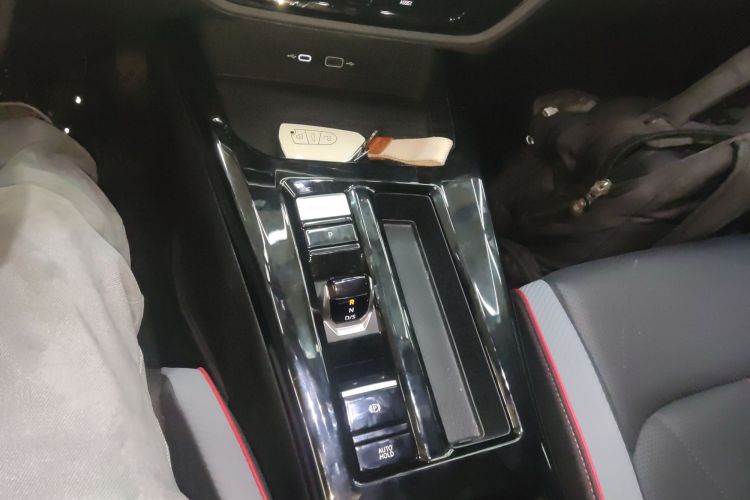 大众 2023款 凌渡L 280TSI DSG炫辣版局部细节18