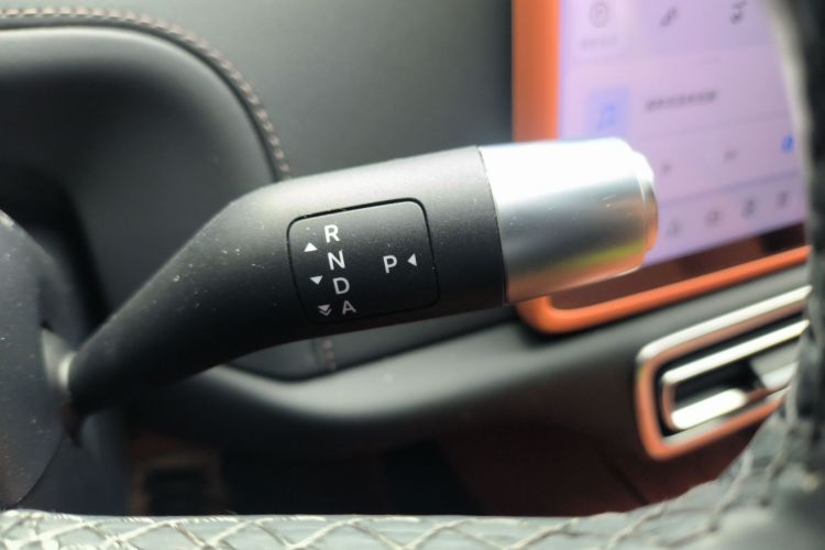 理想汽车 理想L6 2024款 Pro中控内饰18