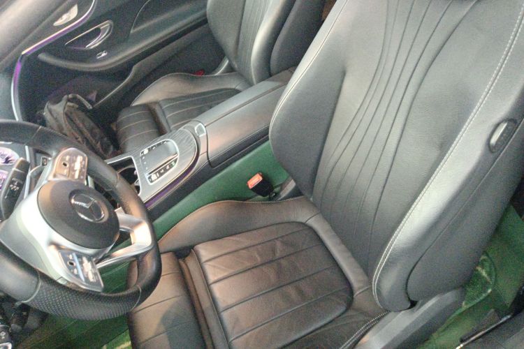 奔驰E级(进口) 2020款 E 260 轿跑车中控内饰19