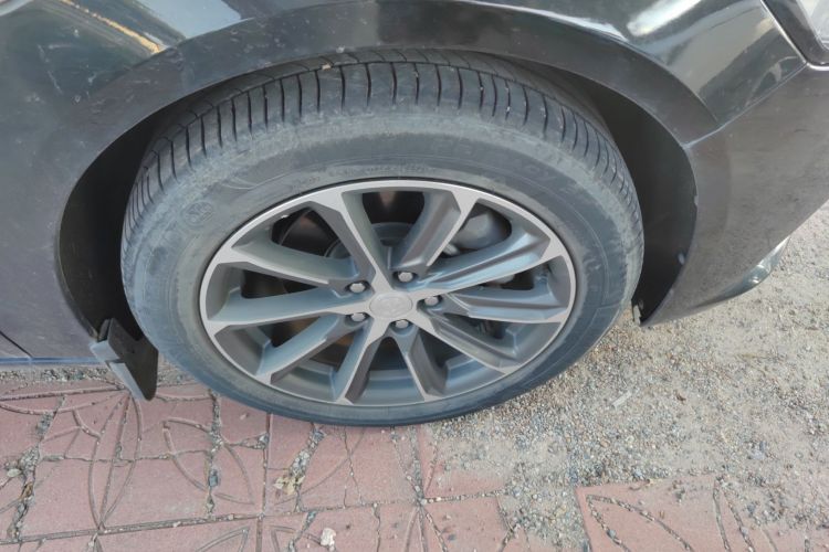 别克 君越 2021款 652T 豪华型车身外观6007