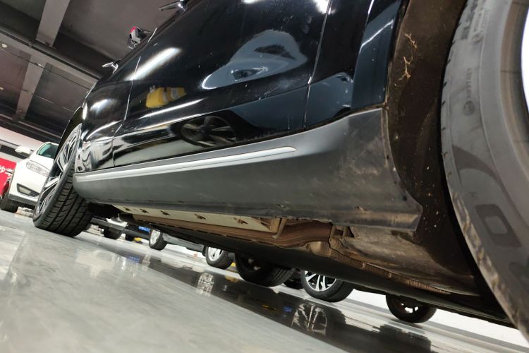 SERES赛力斯 赛力斯SF5 2021款 华为智选四驱版局部细节9001