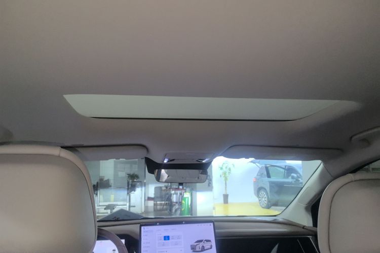 比亚迪 夏 2025款 DM-i 1.5T 180km 超越型中控内饰22