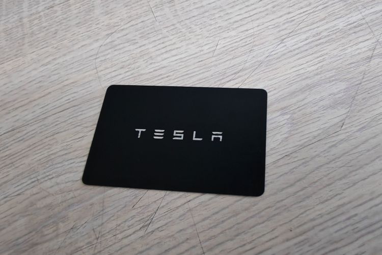 特斯拉 Model Y 2022款 后轮驱动版中控内饰11