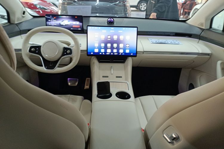 鸿蒙智行 智界R7 2025款 增程 251km Max中控内饰7002