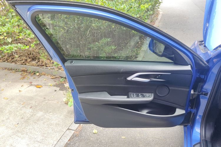 宝马1系 2020款 120i M运动套装中控内饰47