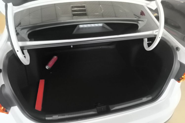 大众 宝来 2025款 200TSI DSG悦行PRO版机舱底盘23