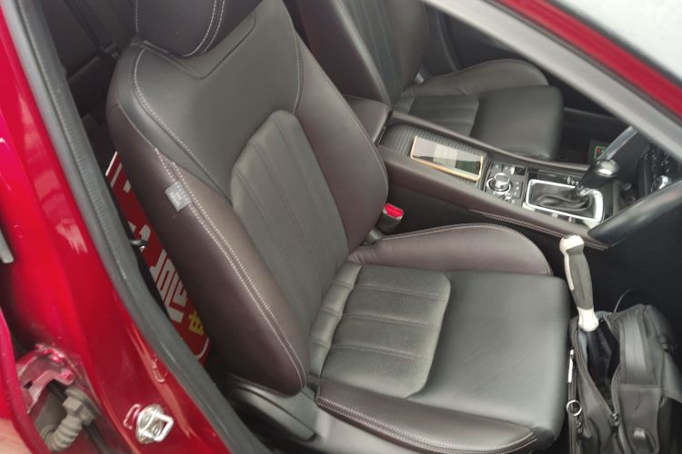 马自达CX-4 2018款 2.0L 自动两驱蓝天品位版局部细节41