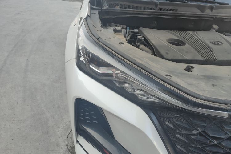 长安CS75 PLUS 2021款 2.0T 自动领航型车身外观8