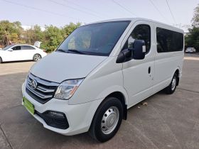 上汽大通MAXUS 新途V80 2024款 傲运通超值版 6MT 短轴超低顶127Ps 5/6座