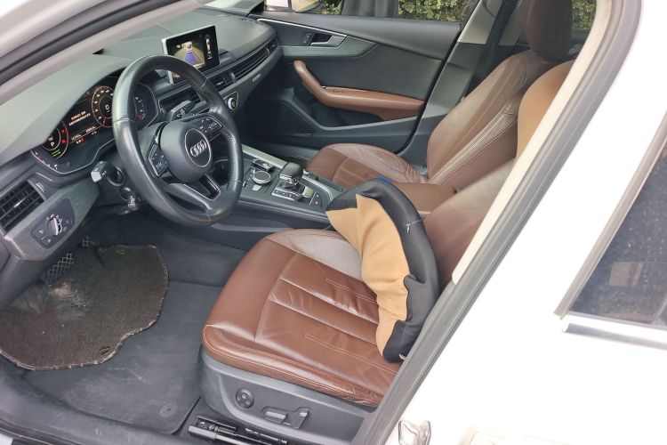 奥迪A4L 2017款 45 TFSI quattro 风尚型局部细节19