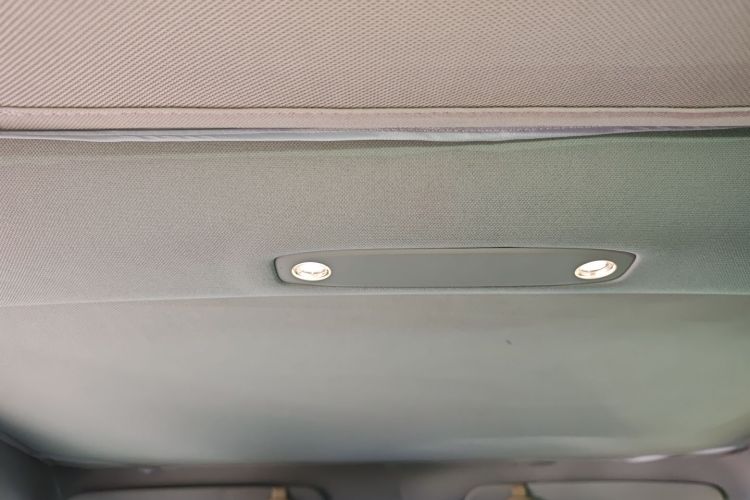 特斯拉 Model 3 2020款 标准续航后驱升级版中控内饰22