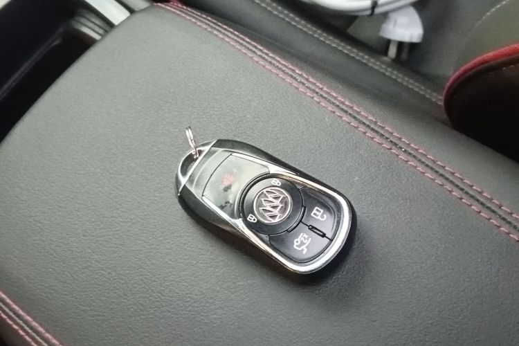 别克 君威 2017款 GS 28T 尊贵型中控内饰7001