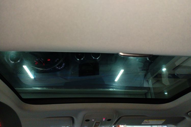 奥迪Q2L 2022款 35 TFSI 进取动感型局部细节22