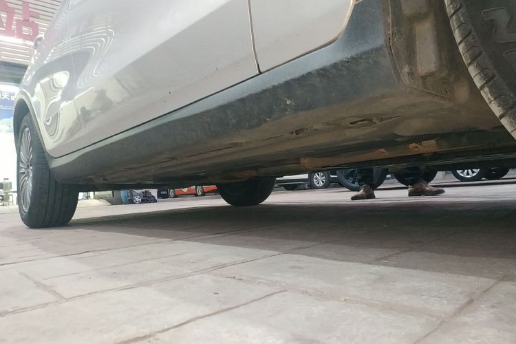 奔驰GLC 2016款 GLC 260 4MATIC 动感型局部细节9001