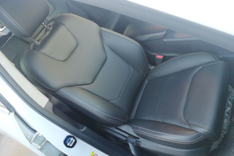 比亚迪 宋Pro 2019款 1.5T 自动尊贵型局部细节41