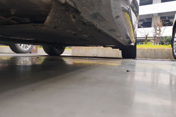 大众 辉昂 2018款 改款 380TSI 两驱商务版局部细节9002