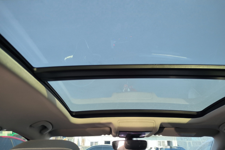 大众 帕萨特 2025款 出众款 330TSI 精英版中控内饰22