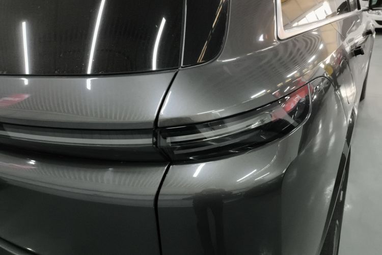 理想汽车 理想L8 2023款 Pro车身外观9