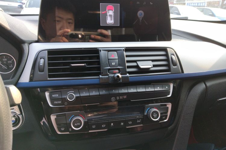 宝马3系 2018款 320i M运动套装中控内饰16