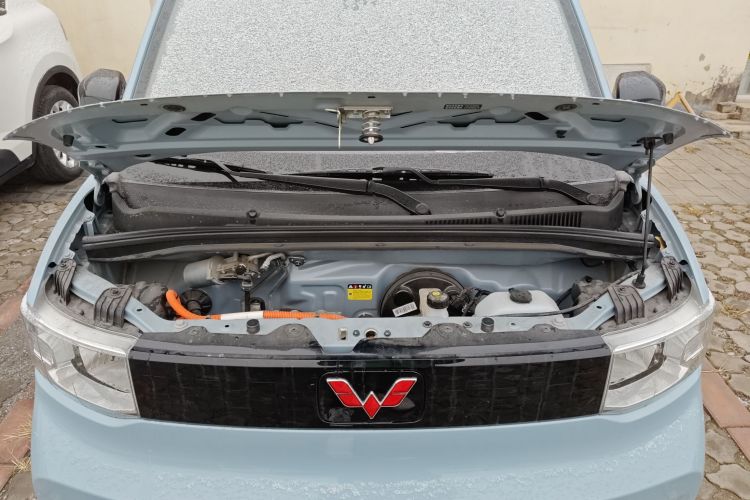 五菱汽车 宏光MINIEV 2020款 悦享款 三元锂机舱底盘24