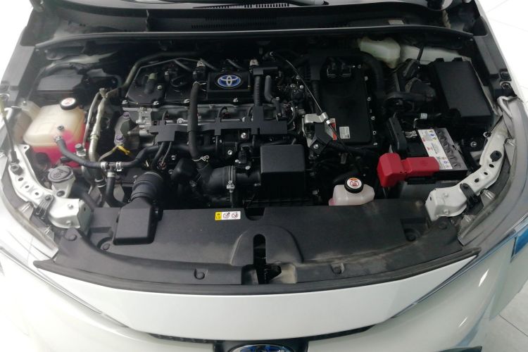 丰田 雷凌 2022款 双擎 1.8H E-CVT领先版机舱底盘24