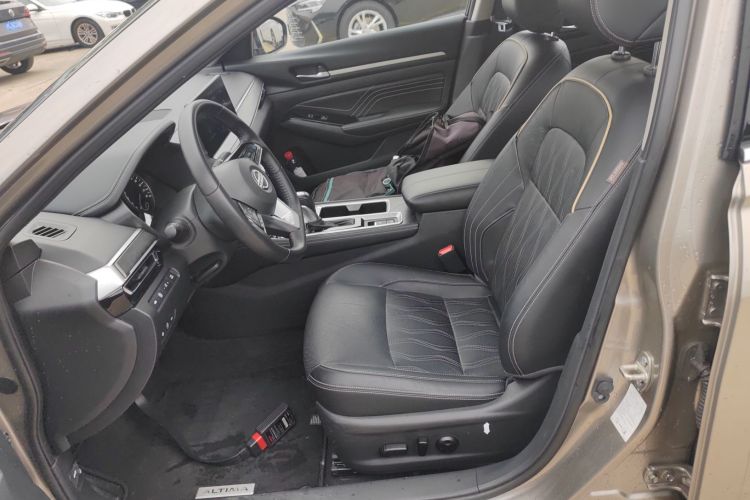 日产 天籁 2022款 2.0L XL-Upr 优享版局部细节19