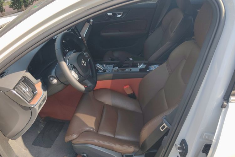 沃尔沃S60 2025款 B4 智远豪华版局部细节19