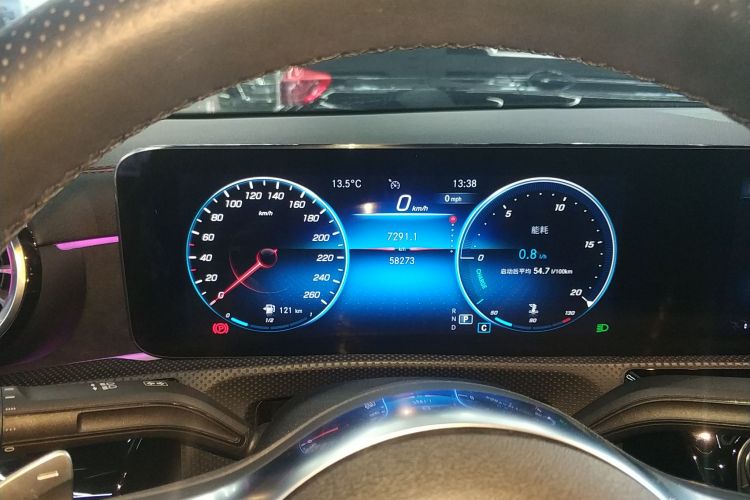 奔驰CLA 2022款 改款 CLA 200中控内饰14