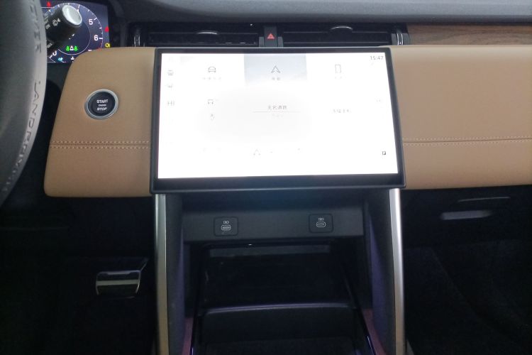 路虎 发现运动版 2025款 249PS 性能科技版中控内饰16