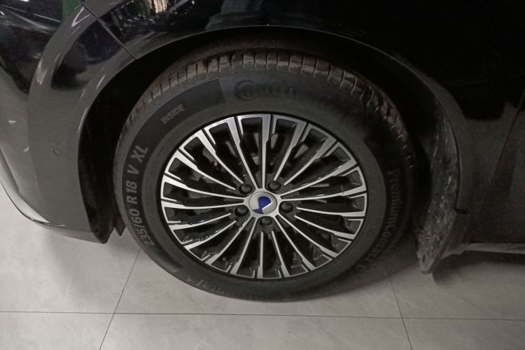 腾势D9 2022款 DM-i 970 四驱旗舰型车身外观6007