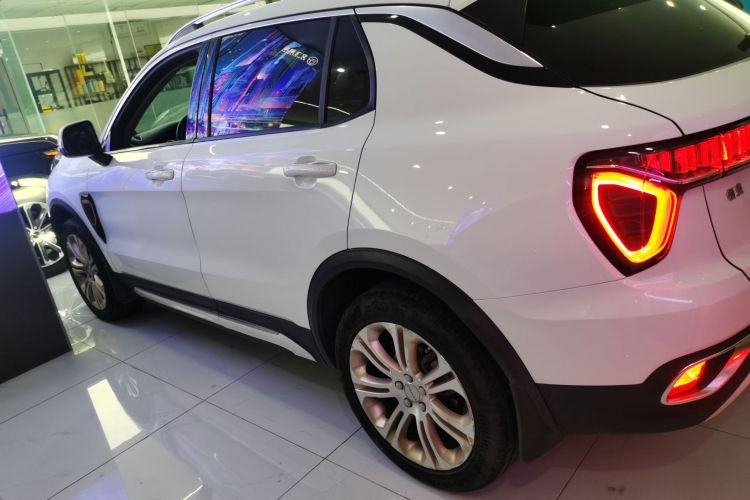 领克01 2017款 2.0T 两驱型Pro版车身外观6003