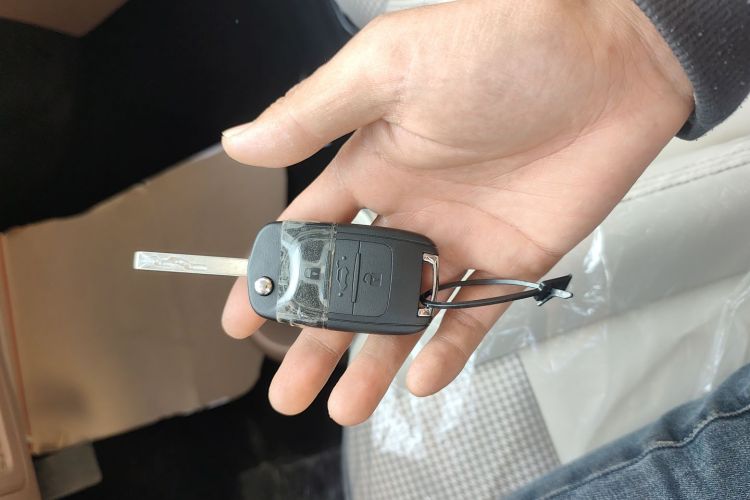 五菱汽车 宏光MINIEV 2025款 四门版 进阶款中控内饰11