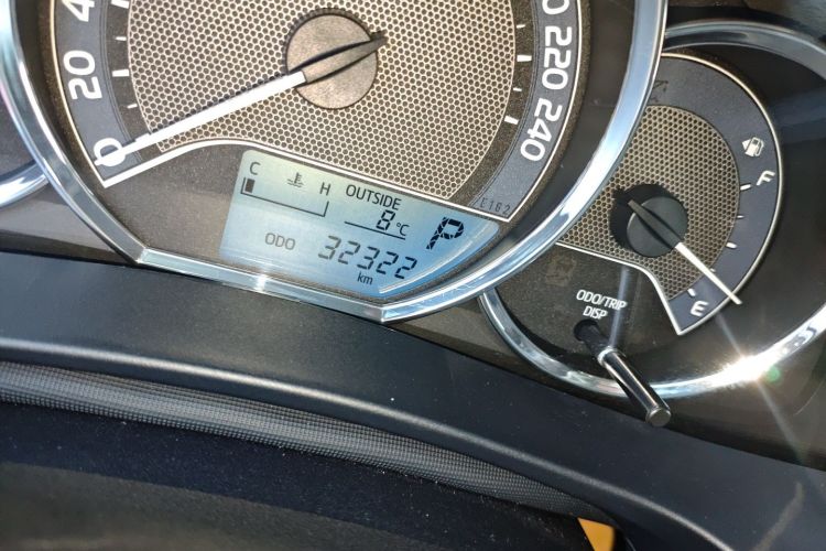 丰田 卡罗拉 2017款 1.2T CVT GL中控内饰15