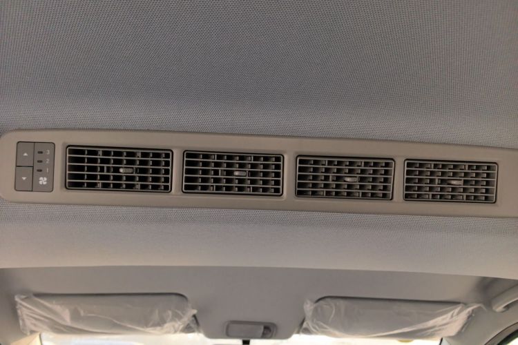 五菱汽车 五菱宏光新能源 2024款 纯电版 300KM 标准型局部细节22