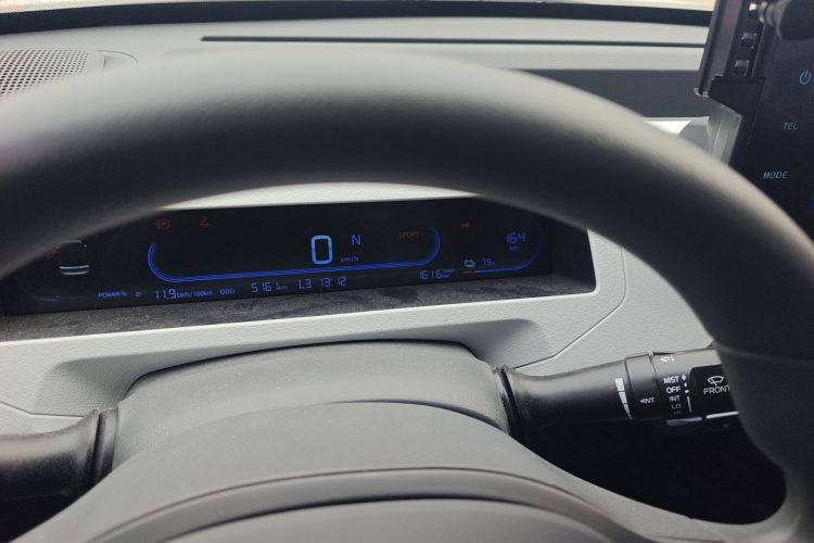 吉利银河 2024款 熊猫mini 200km 耐力熊中控内饰14