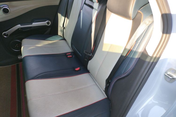 比亚迪 元PLUS 2022款 510KM 尊荣型中控内饰21