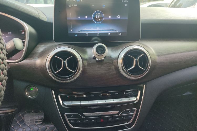 北京汽车 绅宝D50 2018款 1.5L CVT尊贵智驾版中控内饰16