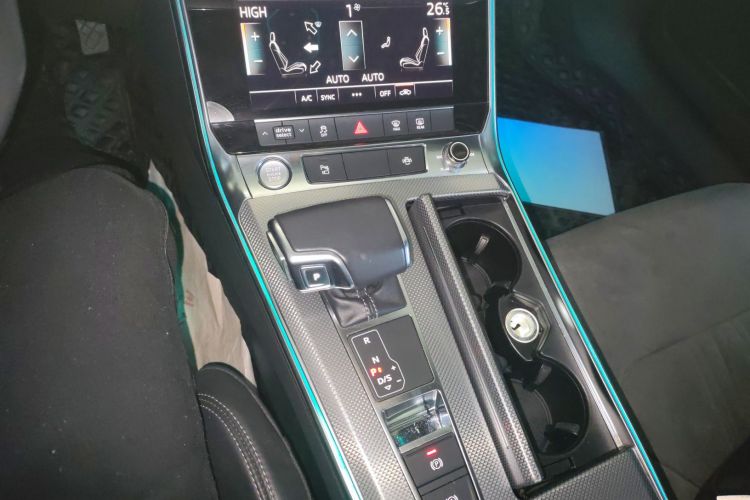 奥迪A6L 2019款 40 TFSI 豪华动感型局部细节18