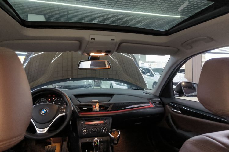 宝马X1 2015款 sDrive18i 时尚晋级版中控内饰22