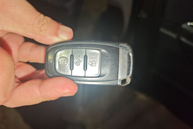 标致3008 2015款 1.6THP 自动至尚版中控内饰7001