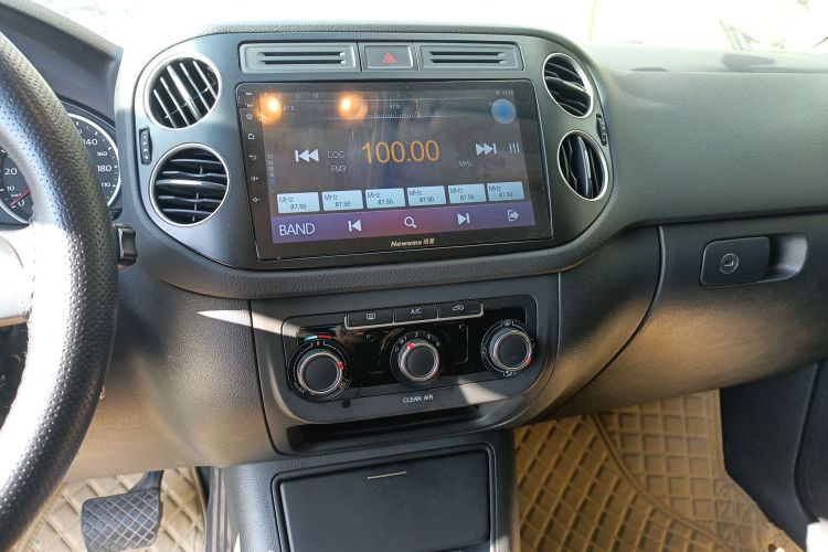 大众 途观 2016款 300TSI 自动两驱风尚版中控内饰16