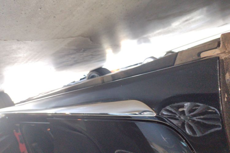 丰田 凯美瑞 2023款 2.5G 豪华版局部细节9001