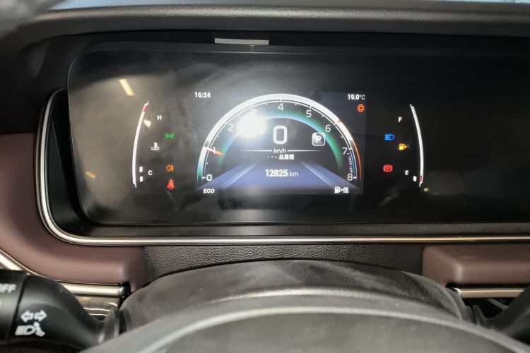 广汽传祺 传祺M6 2023款 PRO 270T DCT尊享版中控内饰14