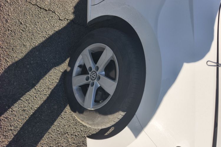 大众 桑塔纳 2016款 1.6L 手动风尚版车身外观10