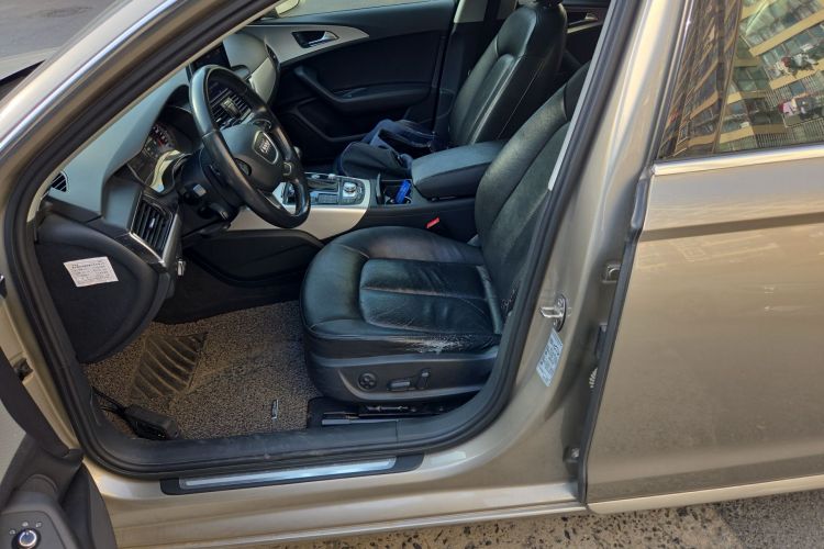 奥迪A6L 2012款 TFSI 标准型中控内饰19