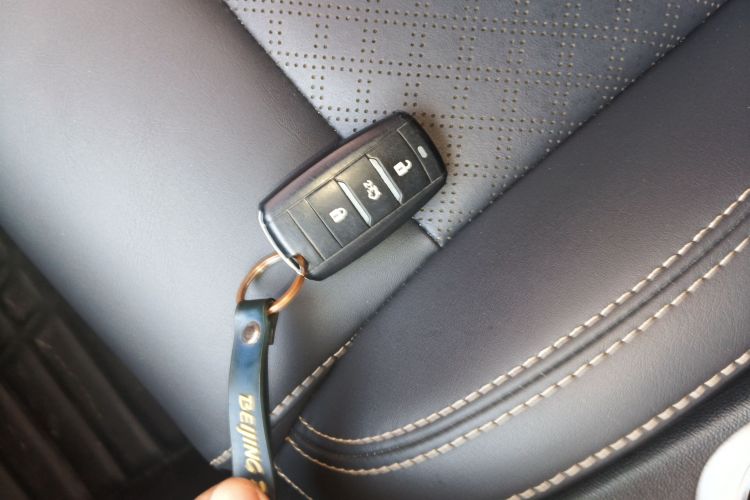 长安 逸动 2019款 1.6L GDI 手动超值版 国VI中控内饰7001