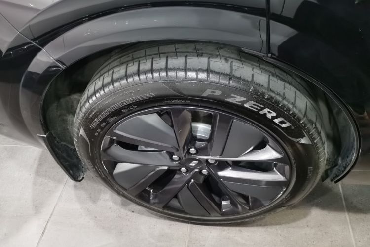 理想汽车 理想L6 2024款 Max车身外观6002