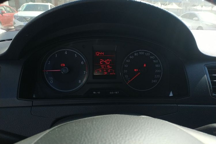 大众 桑塔纳 2019款 1.5L 手动风尚版 国VI中控内饰14