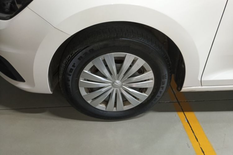 大众 桑塔纳 2018款 1.5L 自动风尚版车身外观6007