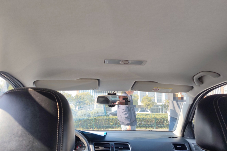 大众 朗逸 2017款 1.6L 自动风尚版局部细节22